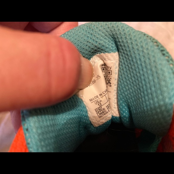 used Saucony Peregrine 10 with elastic laces and regular laces great condition - Picture 5 of 6